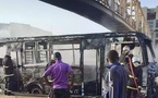 Dakar : un bus Tata prend feu sur la VDN 3