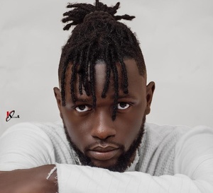 LEBA, entre racines joola et rap moderne : le parcours d’un artiste en pleine ascension (PORTRAIT)