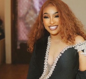 Musique : Viviane annonce les dates de "sa December Tour"