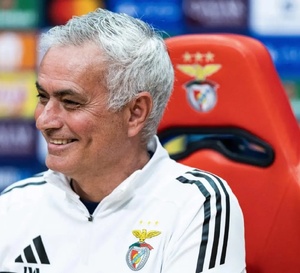 Real Madrid en quête d’un sauveur ? José Mourinho répond aux rumeurs