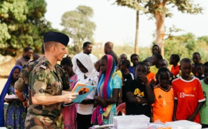 Thies : Les Éléments Français au Sénégal apportent leur soutien aux jeunes écoliers de Kathialick