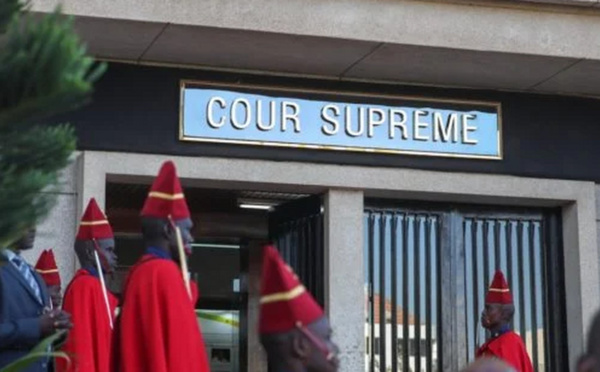 Cour Suprême : l'AJE conteste la décision de Macky Sall 