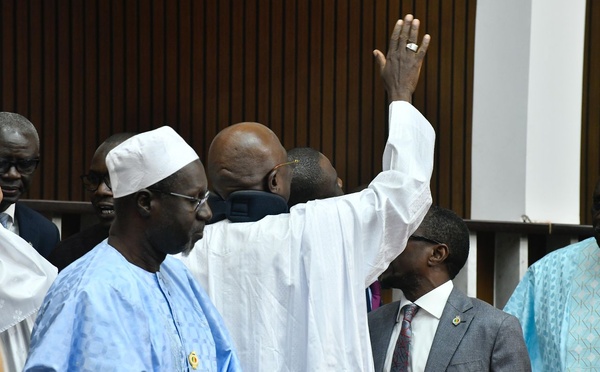 Immunité parlementaire : Farba Ngom déchu, la justice peut agir