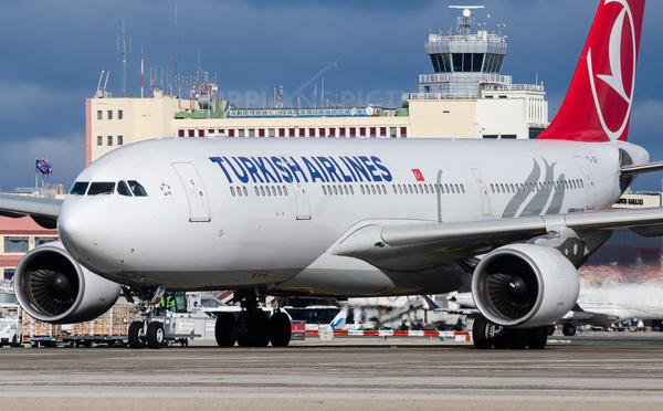 Frappes contre l’Iran : Turkish Airlines suspend ses vols vers plusieurs pays du Moyen-Orient