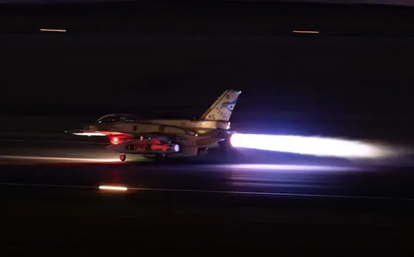 Moyen-Orient : l'Iran mène des frappes non-stop contre Israël