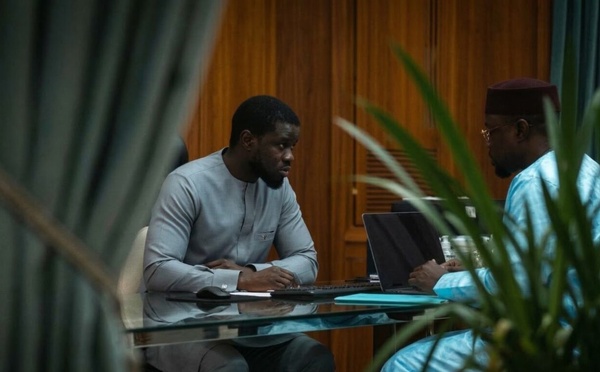 Sénégal : Penda Mbow alerte sur une dualité au sommet