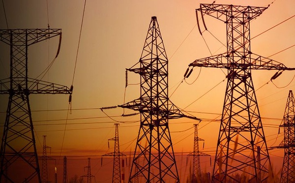 Iran : Le réseau électrique de nouveau «stable» après des attaques