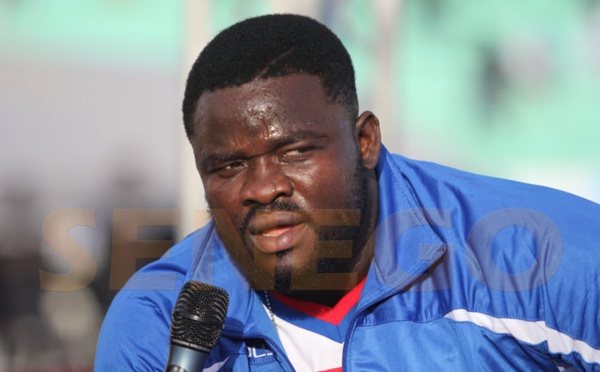 Affaire Pape Cheikh Diallo : le lutteur Eumeu Sène dépose une plainte 