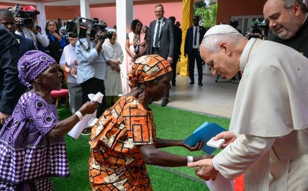 « Lorsque l'injustice corrompt les cœurs, le pain de tous devient la possession de quelques-uns », selon Pape Léon XIV