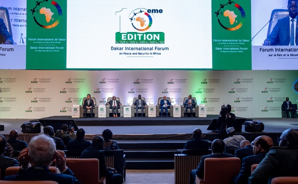 Forum international de Dakar : la france se retire de...