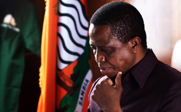 Zambie : la dépouille d’Edgar Lungu au cœur d’un bras de fer entre famille et État