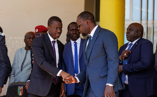 Amitié avec Sonko : le ministre de l’Intérieur clarifie sa position