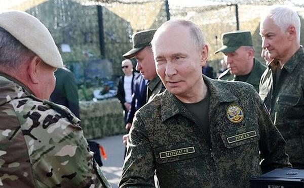 Russie: la guerre en Ukraine «touche à sa fin», selon Poutine