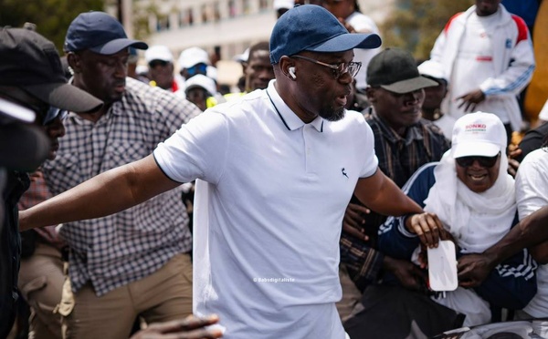 Ousmane Sonko aux côtés des militants lors de « Dakar en marche » (PHOTOS)