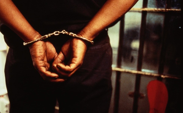 Ziguinchor – Inculpé d’assassinat et de détention illégale d’arme : Oumar Sadio risque vingt (20) ans de travaux forcés