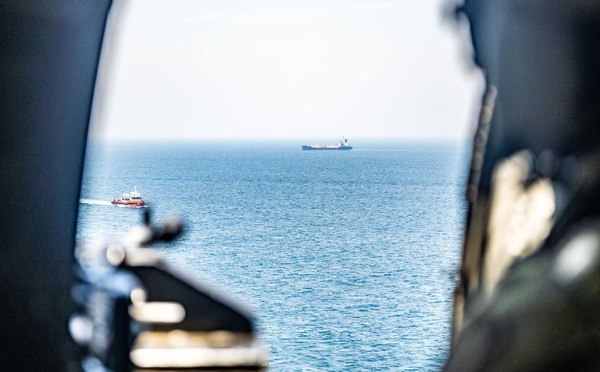 Les États-Unis menacent de sanctionner Oman s'il coopère avec l'Iran dans le détroit d'Ormuz