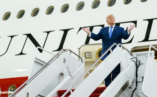 Etats Unis : Donald Trump dévoile le nouvel Air Force One offert par le Qatar