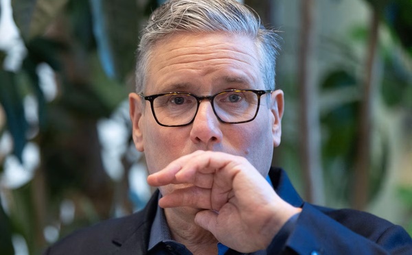 Royaume-Uni : le Premier Ministre, Keir Starmer démissionne sous la pression de son camp