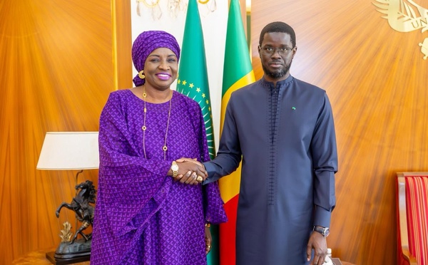 Aminata Touré : « Certains veulent arracher le pouvoir à Bassirou Diomaye Faye »