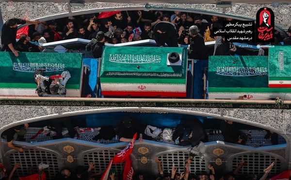 Iran: l'ancien guide suprême Ali Khamenei inhumé après six jours de funéraille