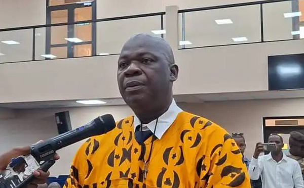 Massacre du 28 septembre 2009 en Guinée: le colonel Bienvenu Lamah acquitté 