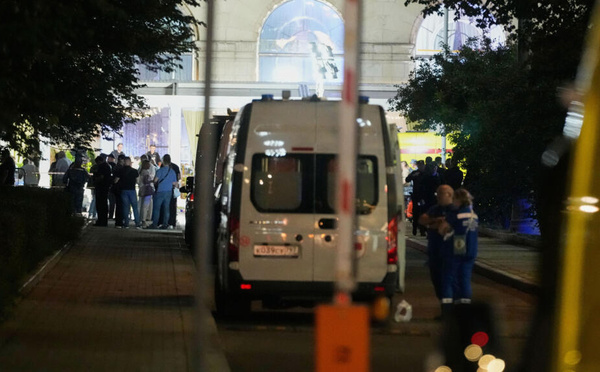 Russie : trois morts et 21 blessés dans une explosion dans un café de Moscou