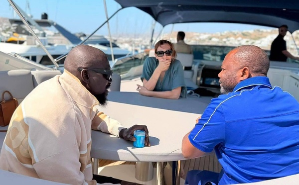Où se trouve réellement Mamadi Doumbouya ?