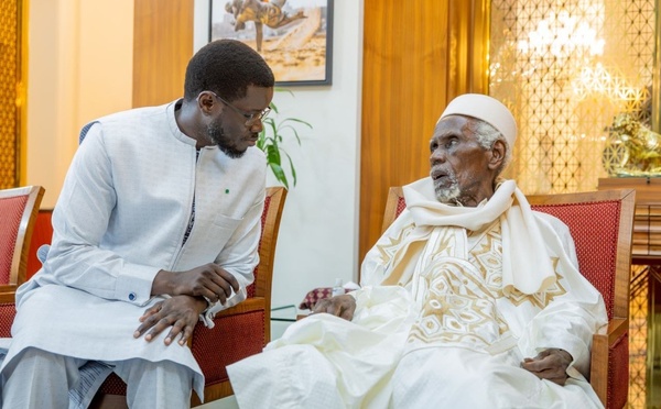 Palais de la République : Bassirou Diomaye Faye reçoit le Khalife général de Darou Salam Chérif