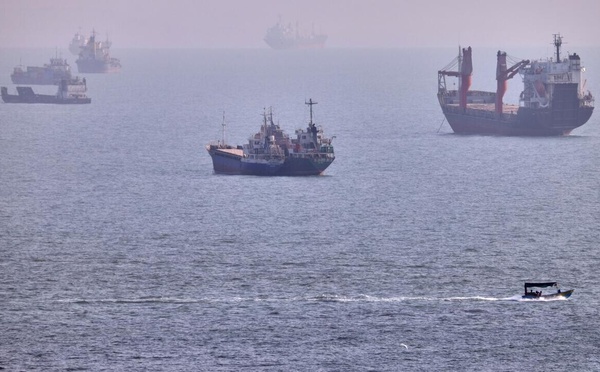 Détroit d’Ormuz : malgré le blocus américain, l’Iran accorde des autorisations spéciales à des pétroliers irakiens