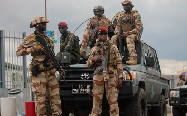 Mamadi Doumbouya face aux frustrations des militaires : voici la liste complète des officiers et sous-officiers radiés