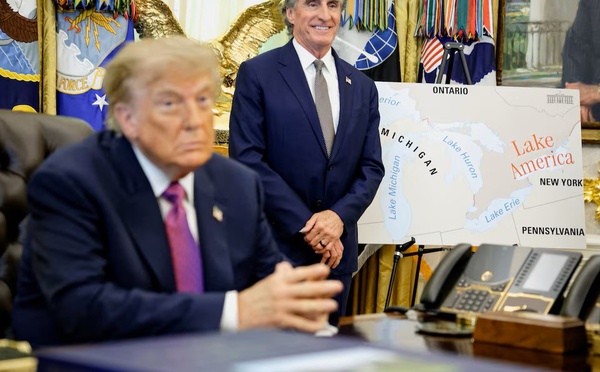 États-Unis: Donald Trump signe un décret changeant le nom du «lac Ontario» en «lac d'Amérique»