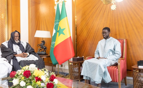 Au Palais, Diomaye Faye reçoit le guide religieux Cheikh Ndiguel Sène