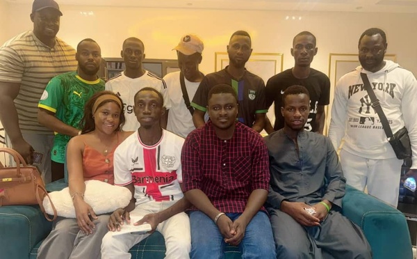 Ziguinchor : Des jeunes de Pastef rejoignent le parti Kiiraay derrière Oumar Gning