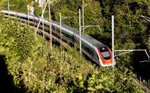 Suisse: «Probablement» des blessés après le déraillement d'un train dans les Alpes affirme la police