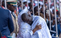 Guinée : Une accolade qui dépasse le protocole