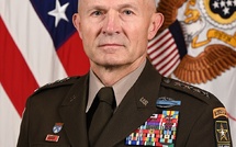 États-Unis : le chef d’état-major de l’armée de terre limogé en pleine guerre contre l’Iran