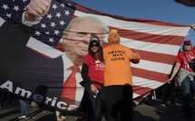 États-Unis : un couple accusé d’avoir escroqué des partisans de Donald Trump avec de fausses monnaies