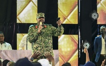 Ouganda : un groupe de médias indépendant affirme être assiégé par l’armée après un ordre de fermeture