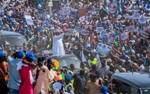 Retour à Dakar : Macky Sall remporte une bataille de communication face à PASTEF