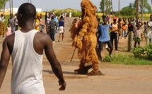 Mbour : dix membres de « lël » clandestins interpellés, des machettes saisies