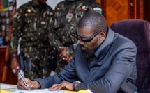 Guinée : Mamadi Doumbouya radie cinq officiers de l’armée pour désertion, dont deux membres des Forces spéciales